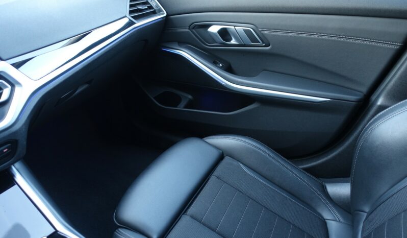 BMW 320 DA TOURING SERIE 3 163 CH MHEV BVA complet