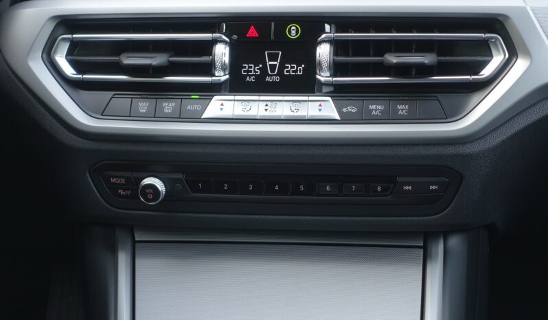 BMW 330 EA E-DRIVE HYBRIDE BVA 184 CH THERMIQUE + 110 CH ÉLECTRIQUE complet