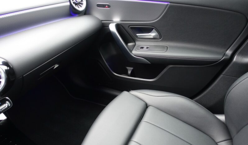 MERCEDES CLASSE A 250 E 8G-DCT 218 CH HYBRIDE RECHARGEABLE complet