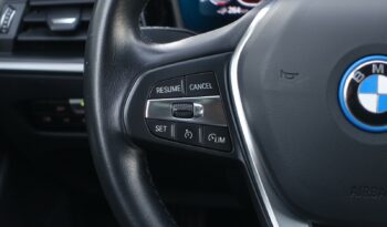 BMW 330 EA E-DRIVE HYBRIDE BVA 184 CH THERMIQUE + 110 CH ÉLECTRIQUE complet