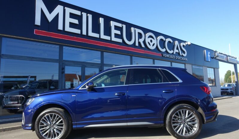 AUDI Q3 45 TFSI E S-TRONIC 245 CH HYBRIDE RECHARGEABLE  S-LINE complet