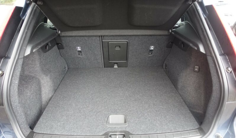 VOLVO XC 40 T4 HYBRIDE RECHARGEABLE GEARTRONIC 211 CH  INSCRIPTION complet