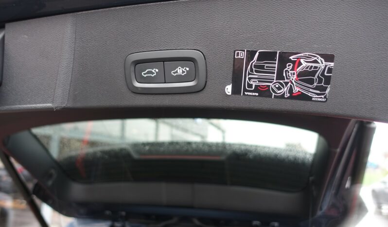 VOLVO XC 40 T4 HYBRIDE RECHARGEABLE GEARTRONIC 211 CH  INSCRIPTION complet