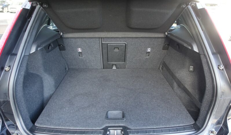 VOLVO XC 40 T5 HYBRIDE RECHARGEABLE GEARTRONIC 262 CH  INSCRIPTION complet