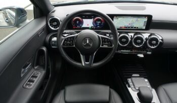 MERCEDES CLASSE A 250 E 8G-DCT 218 CH HYBRIDE RECHARGEABLE AMG-LINE complet