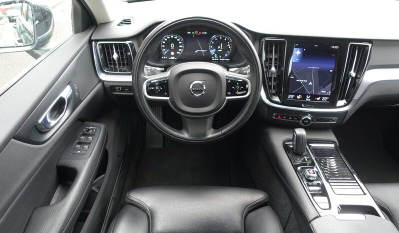 VOLVO V 60 T6 AWD GEARTRONIC 340CH HYBRIDE RECHARGEABLE  INSCRIPTION complet