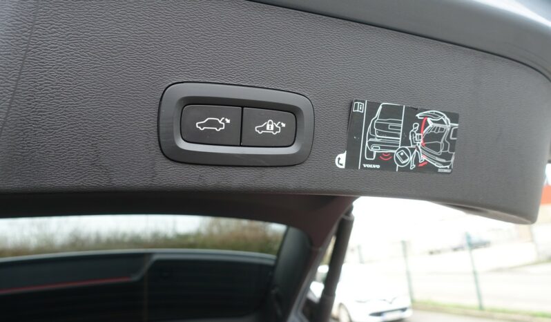 VOLVO XC 40 D3 2.0 L GEARTRONIC 150CH MOMENTUM complet