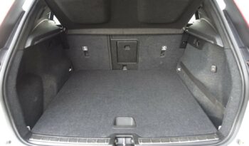 VOLVO XC 40 D4 2.0 L GEARTRONIC AWD 190CH R-DESIGN complet