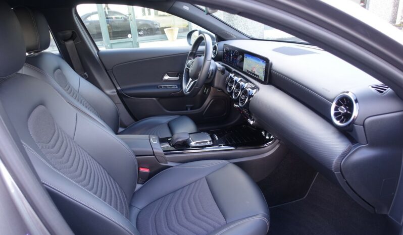 MERCEDES CLASSE A BERLINE 180d 8G-DCT complet
