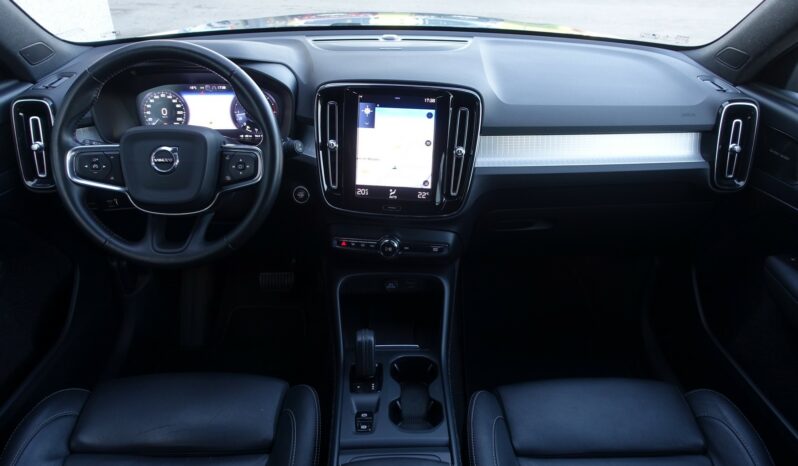VOLVO XC 40 D3 2.0 L GEARTRONIC 150CH MOMENTUM complet