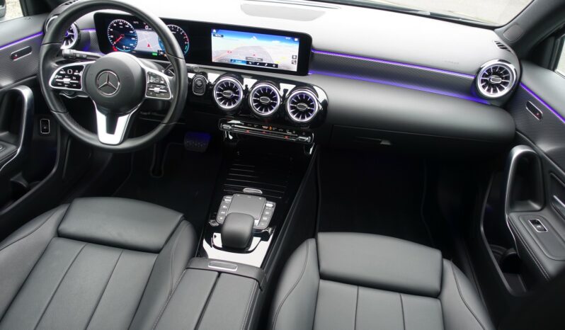 MERCEDES CLASSE A 250 E 8G-DCT 218 CH HYBRIDE RECHARGEABLE complet