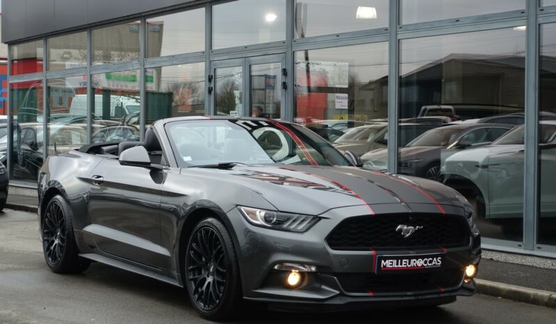 FORD MUSTANG VI CABRIOLET 2.3 TI ECOBOOST 317 CH Convertible complet