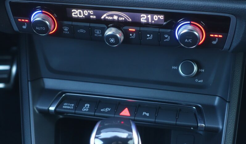 AUDI Q3 45 TFSI E S-TRONIC 245 CH HYBRIDE RECHARGEABLE  S-LINE complet