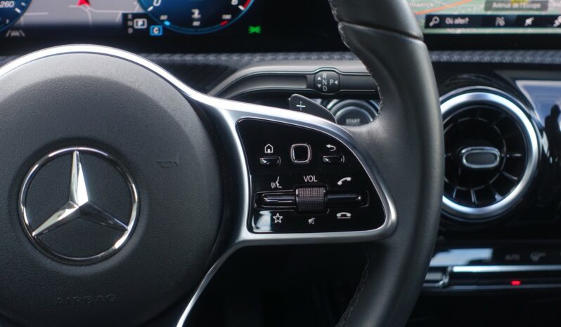 MERCEDES CLASSE A BERLINE 180d 8G-DCT complet
