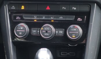 VOLKSWAGEN T-ROC 1.5 L TSI DSG7  R-LINE complet