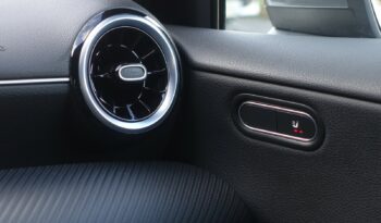 MERCEDES CLASSE A BERLINE 180d 8G-DCT complet