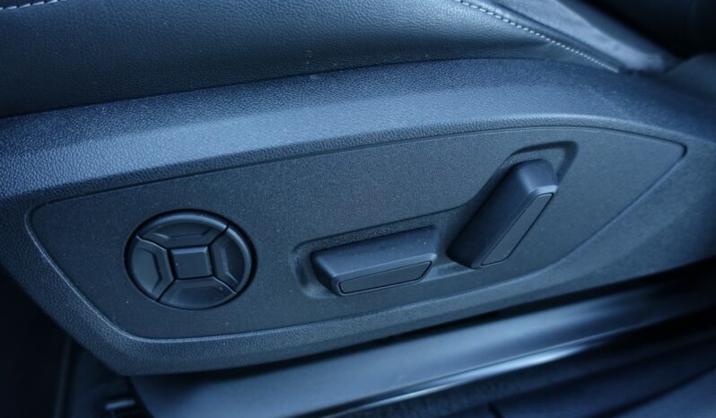 AUDI Q3 45 TFSI E S-TRONIC 245 CH HYBRIDE RECHARGEABLE  S-LINE complet