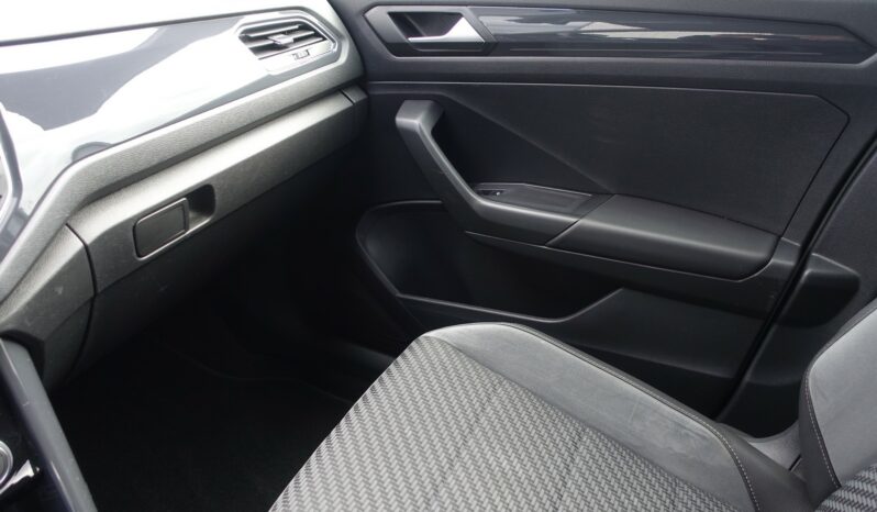 VOLKSWAGEN T-ROC 1.5 L TSI DSG7  R-LINE complet