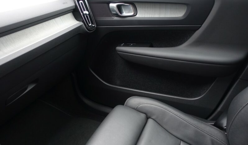 VOLVO XC 40 T4 HYBRIDE RECHARGEABLE GEARTRONIC 211 CH  INSCRIPTION complet