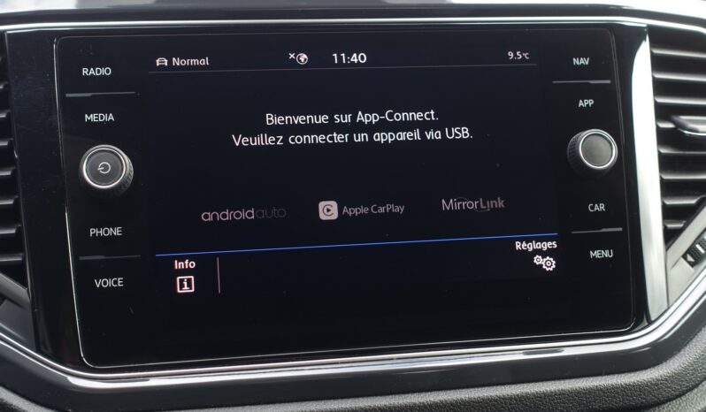 VOLKSWAGEN T-ROC 1.5 L TSI DSG7  R-LINE complet