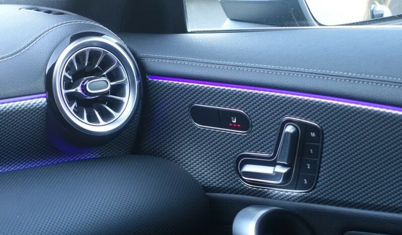 MERCEDES CLASSE CLA 200D SHOOTING BRAKE 150 CH 8G-DCT complet