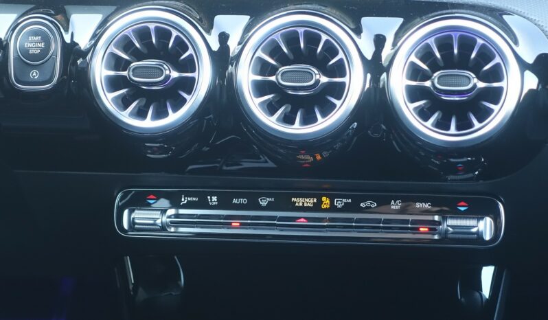 MERCEDES CLASSE CLA 200D SHOOTING BRAKE 150 CH 8G-DCT complet