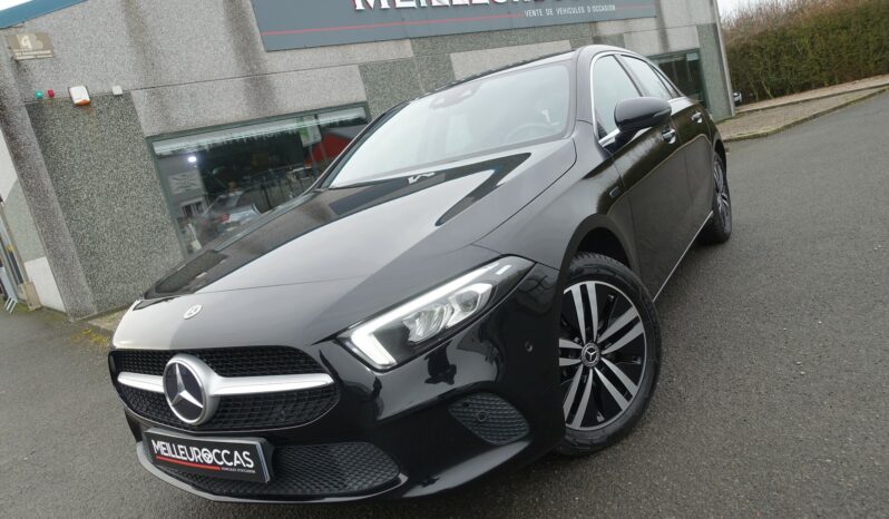 MERCEDES CLASSE A 250 E 8G-DCT 218 CH HYBRIDE RECHARGEABLE complet