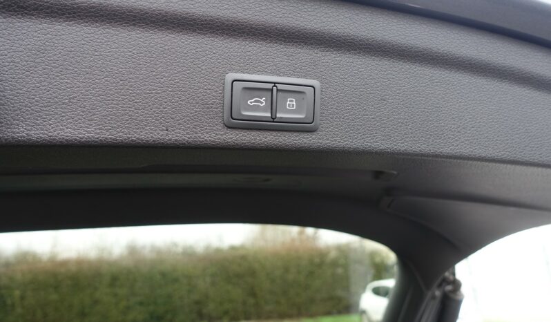 AUDI Q3 SPORTBACK 45 TFSI E S-TRONIC 245 CH HYBRIDE RECHARGEABLE S-LINE complet