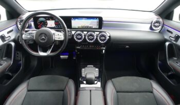 MERCEDES CLA 200D SHOOTING BRAKE 8G-DCT 150 CH AMG-LINE complet