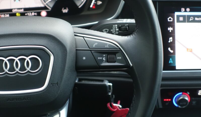 AUDI Q3 SPORTBACK 45 TFSI E S-TRONIC 245 CH HYBRIDE RECHARGEABLE complet