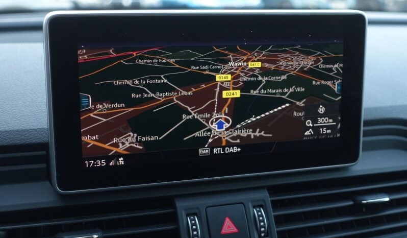 AUDI Q5 50 TFSI E 299 CH QUATTRO S-TRONIC HYBRIDE RECHARGEABLE complet