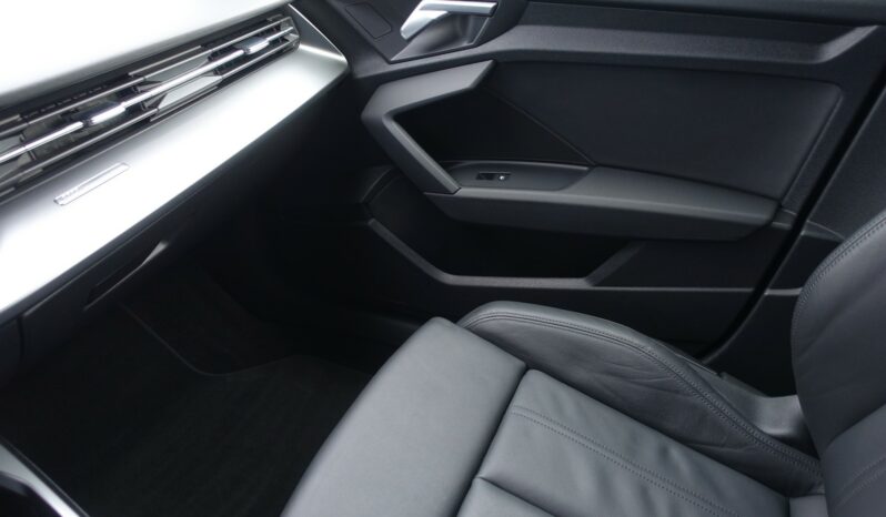 AUDI A3 SPORTBACK 40 TFSI E TRON S-TRONIC 204 CH HYBRIDE RECHARGEABLE  S-LINE complet