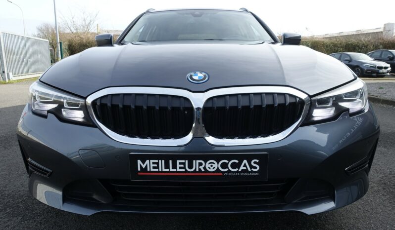 BMW 330 EA E-DRIVE HYBRIDE BVA 184 CH THERMIQUE + 110 CH ÉLECTRIQUE complet