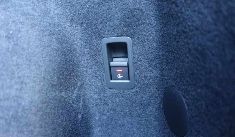 AUDI Q3 45 TFSI E S-TRONIC 245 CH HYBRIDE RECHARGEABLE  S-LINE complet