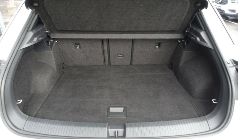 VOLKSWAGEN T-ROC 1.5 L TSI DSG7  R-LINE complet