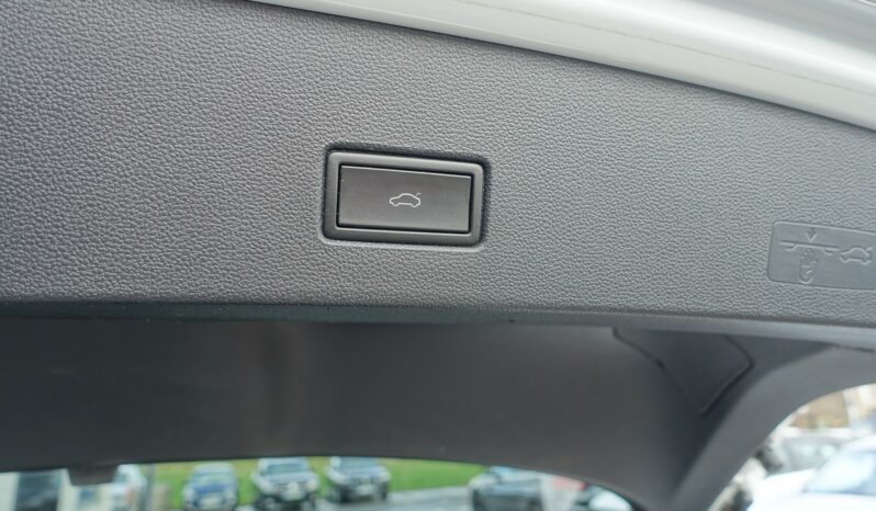 VOLKSWAGEN T-ROC 1.5 L TSI DSG7  R-LINE complet