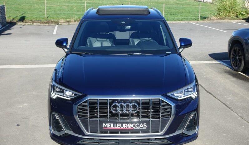 AUDI Q3 45 TFSI E S-TRONIC 245 CH HYBRIDE RECHARGEABLE  S-LINE complet