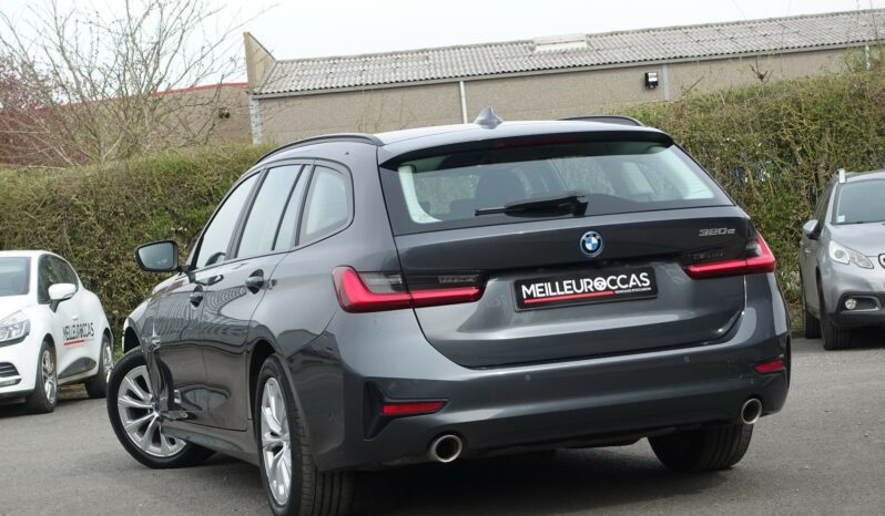 BMW 320 E TOURING HYBRIDE RECHARGEABLE 204 CH complet