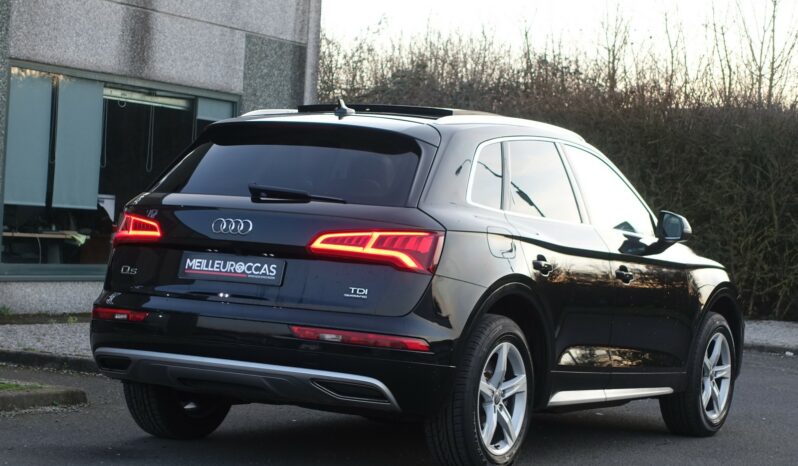 AUDI Q5 2.0L TDI QUATTRO S-TRONIC 163 CH complet