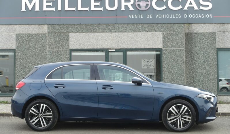 MERCEDES CLASSE A 250 E BERLINE 218 CH EQ POWER HYBRIDE 8G-DCT complet