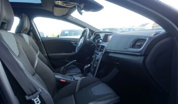 VOLVO V40 2.0L D2 GEARTRONIC 120CH BLACK EDITION complet