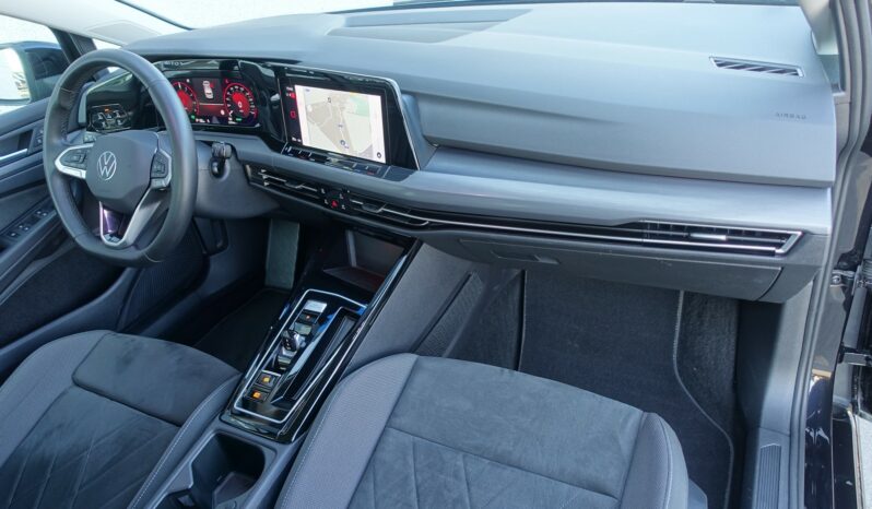 VOLKSWAGEN GOLF VIII HYBRIDE RECHARGEABLE 204 CH  STYLE complet