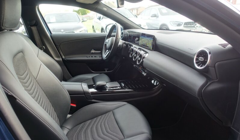 MERCEDES CLASSE A 180D 8G-DCT complet