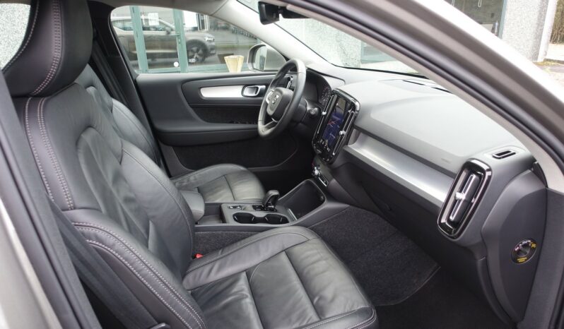 VOLVO XC 40 T4 HYBRIDE RECHARGEABLE GEARTRONIC 211 CH INSCRIPTION complet