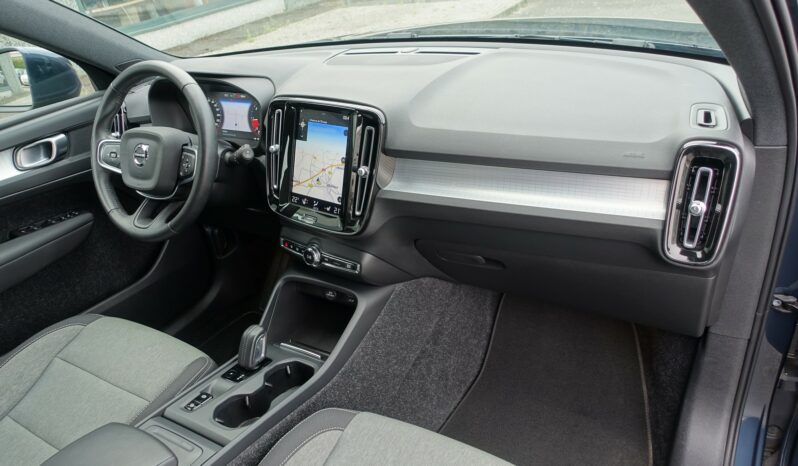 VOLVO XC 40 D3 2.0 L GEARTRONIC 150 CH  MOMENTUM complet