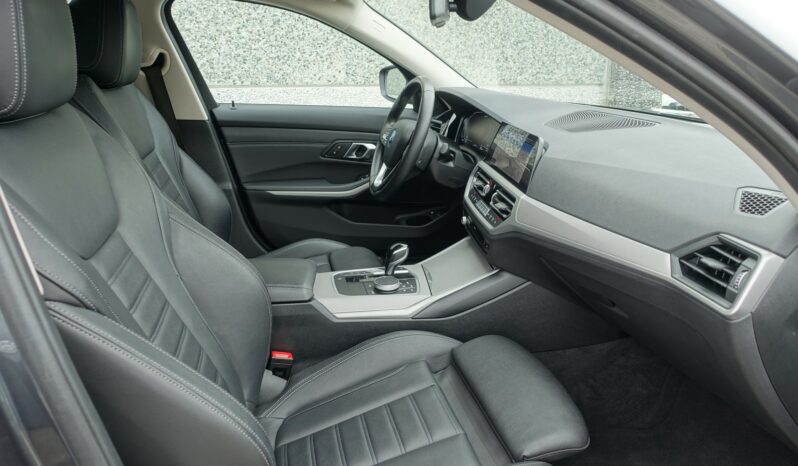 BMW 320 E TOURING HYBRIDE RECHARGEABLE 204 CH complet