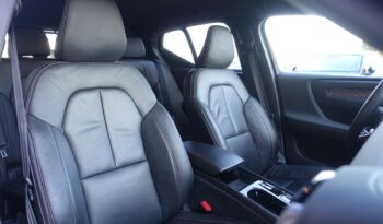 VOLVO XC 40 T4 HYBRIDE RECHARGEABLE GEARTRONIC 211 CH  R-DESIGN complet