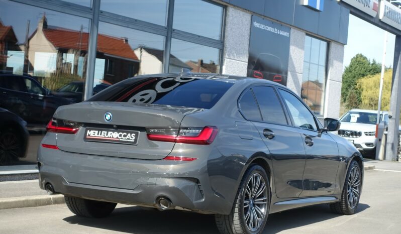 BMW 320 E BERLINE HYBRIDE RECHARGEABLE PACK M complet