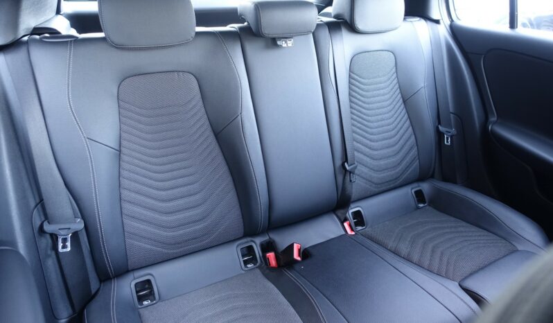 MERCEDES CLASSE A 180D 7G-DCT complet