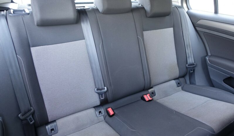 VOLKSWAGEN GOLF VII 1.6 L TDI 110 CH BLUEMOTION complet